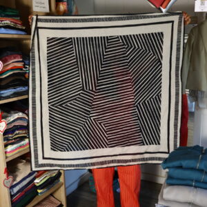 Tuch RAYEN von Living Crafts aus Baumwolle in der Farbe Stripe/memory