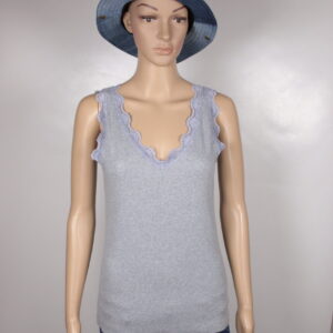 Top Ulrike mit Spitze in der Farbe silver von eve in paradise