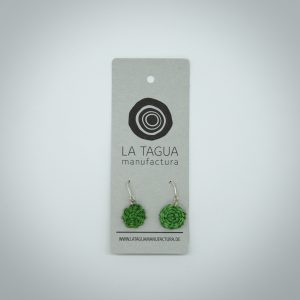 Ohrringe aus der Iraca Palme "IRARET" in der Farbe grün mit Durchzieher aus 925er Silberdraht