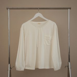 ALMA & LOVIS V-Neck Blouse White